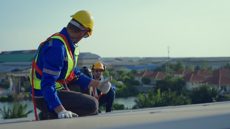 Best Roof Installation  in Germantown, IL